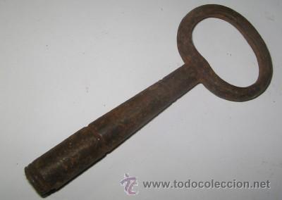 Antig&uuml;edades: ANTIGUA LLAVE DE FORJA - Foto 1