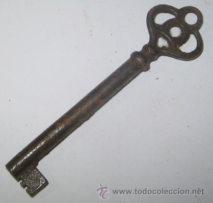 Antig&uuml;edades: ANTIGUA LLAVE DE FORJA - Foto 1