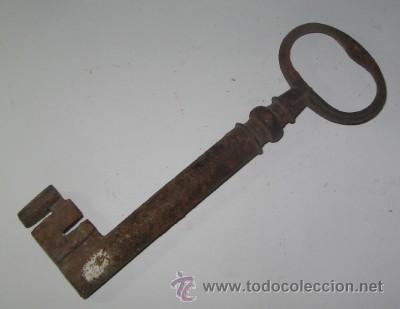 Antig&uuml;edades: ANTIGUA LLAVE DE FORJA - Foto 1