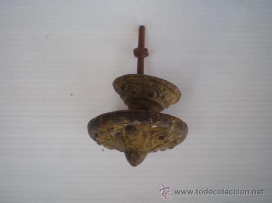 Antig&uuml;edades: ANTIGUO TIRADOR DE MUEBLE - Foto 2
