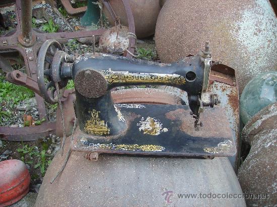 Antig&uuml;edades: MAQUINA DE COSER SINGER - Foto 2