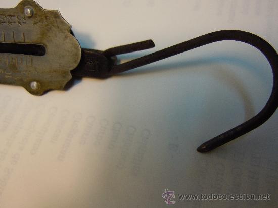 Antig&uuml;edades: PESO DE RESORTE ANTIGUO MARCA ARRATE - Foto 2