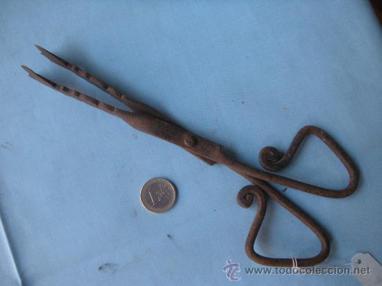 Antig&uuml;edades: ANTIGUAS TENAZAS PINZAS DE FORJA - Foto 2