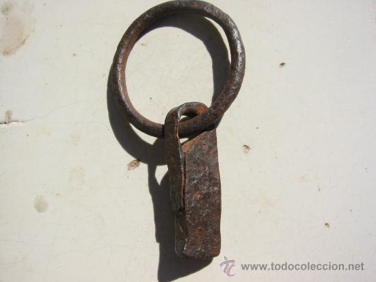 Antig&uuml;edades: antigua pesa de 4 onzas Espa&ntilde;olas - Foto 2