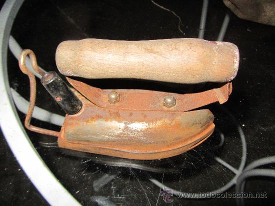 Antig&uuml;edades: ANTIGUA PLANCHA ELECTRICA. - Foto 1