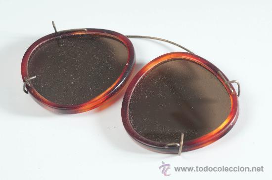 Antig&uuml;edades: Antiguas gafas con montura de pasta - Foto 2