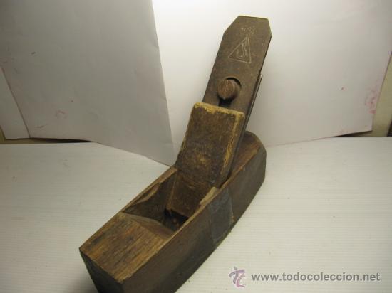 Antig&uuml;edades: Antiguo cepillo para madera 18x5x17cms - Foto 3