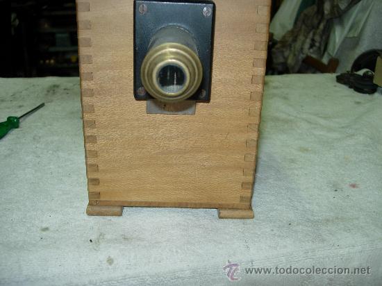 Antig&uuml;edades: Proyector rellev - Foto 8