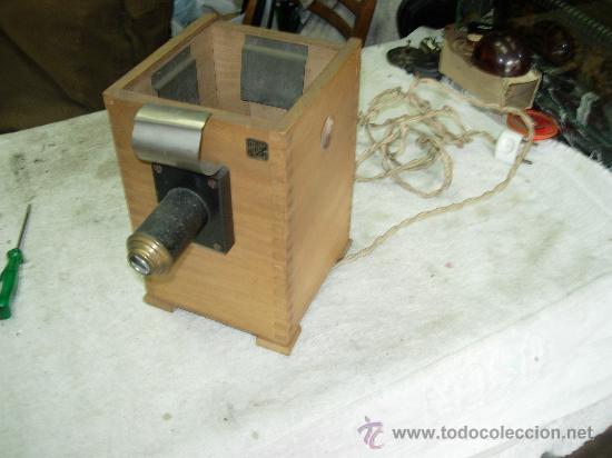 Antig&uuml;edades: Proyector rellev - Foto 2