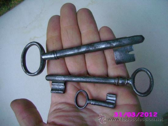 Antig&uuml;edades: llave antigua lote de 3 - Foto 2