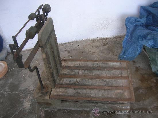 Antig&uuml;edades: BASCULA -Madera y hierro -250 Kgs. - Foto 5
