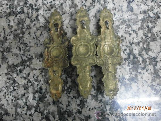 Antig&uuml;edades: 3 ANTIGUOS TIRADORES - Foto 2