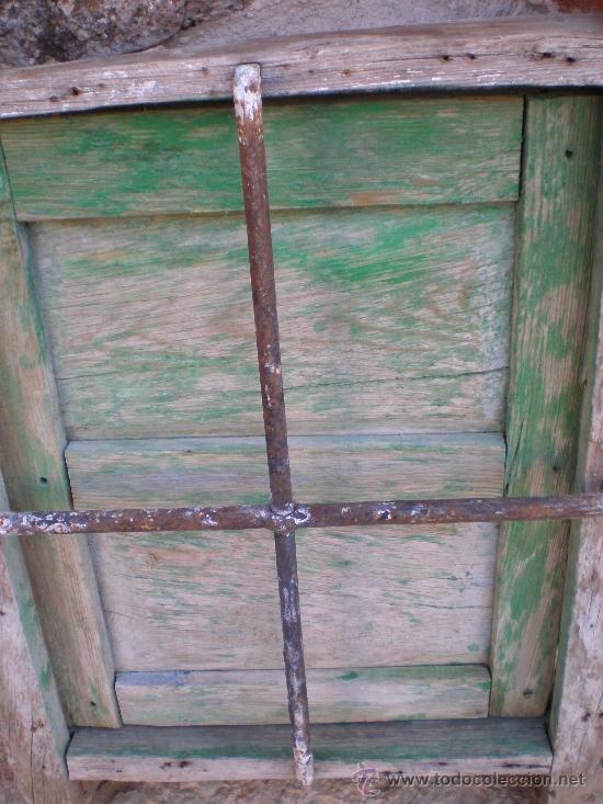 Antig&uuml;edades: ANTIGUA VENTANA, VENTANILLO, CON REJA DE FORJA HIERRO FORJADO. - Foto 1