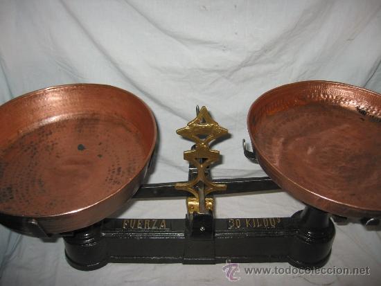 Antig&uuml;edades: Preciosas balanzas antiguas espa&ntilde;olas - Foto 3