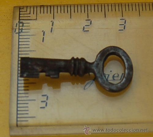 Antig&uuml;edades: (1) LLAVE ANTIGUA - Foto 1