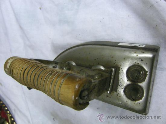Antig&uuml;edades: PLANCHA ELECTRICA MUY ANTIGUA - Foto 1