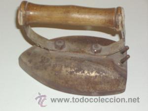 Antig&uuml;edades: Plancha el&eacute;ctrica antigua - Foto 1