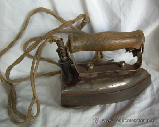 Antig&uuml;edades: ANTIGUA PLANCHA ELECTRICA - Foto 2