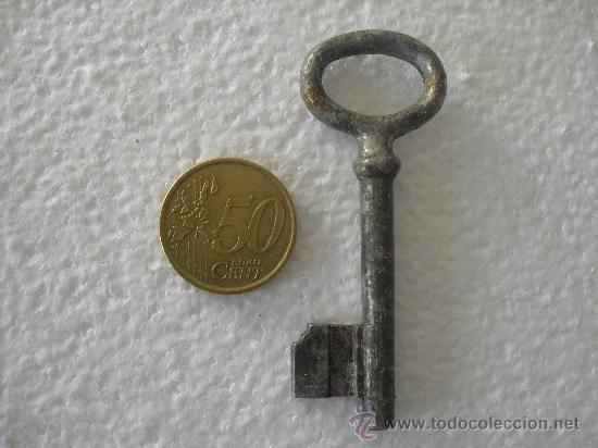 Antig&uuml;edades: Llave antigua hueca . - Foto 1