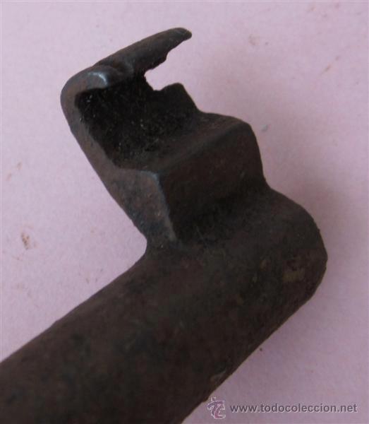 Antig&uuml;edades: LLAVE de hierro ANQUISIMA - Foto 3