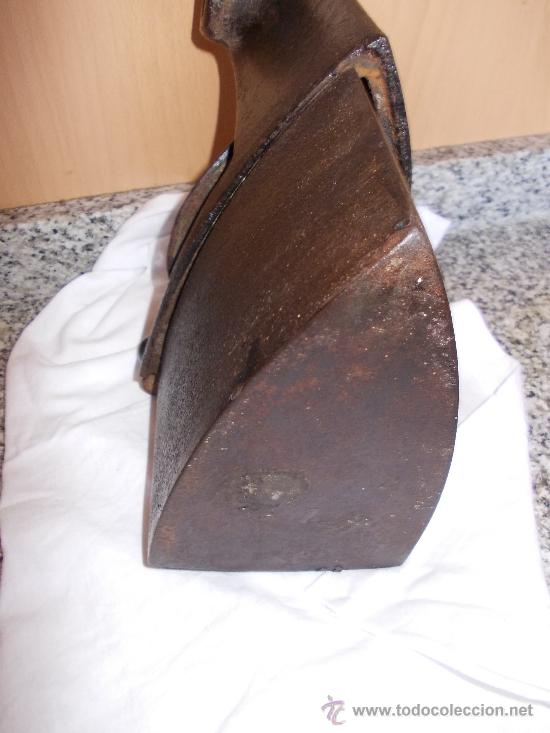 Antig&uuml;edades: plancha antigua de hierro con cruz gamada - Foto 7