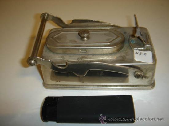 Antig&uuml;edades: ornillo para las tenacillas de ondular - Foto 3