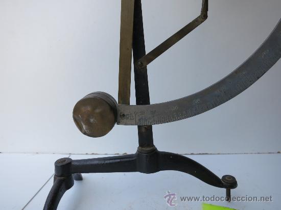 Antig&uuml;edades: pesacartas de 500 gramos plato de aluminio - Foto 2
