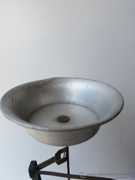 Antig&uuml;edades: pesacartas de 500 gramos plato de aluminio - Foto 3