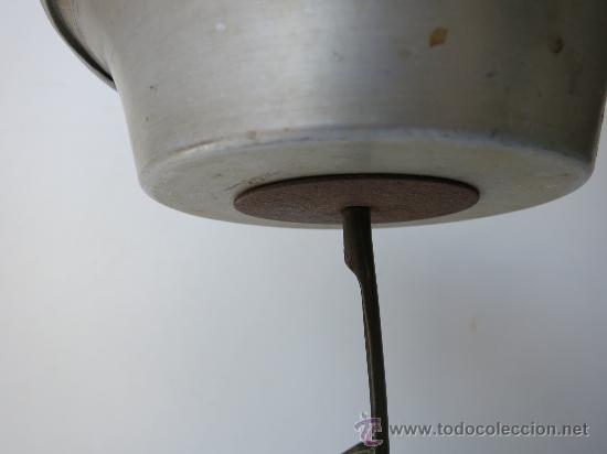 Antig&uuml;edades: pesacartas de 500 gramos plato de aluminio - Foto 4