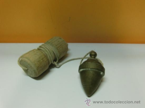 Antig&uuml;edades: Plomada antigua de bronce - Foto 2