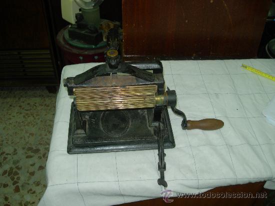 Antig&uuml;edades: Plancha - Foto 1