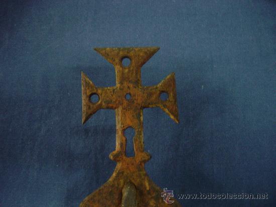 Antig&uuml;edades: 4 aldabas sec XVIII-XIX - Foto 2