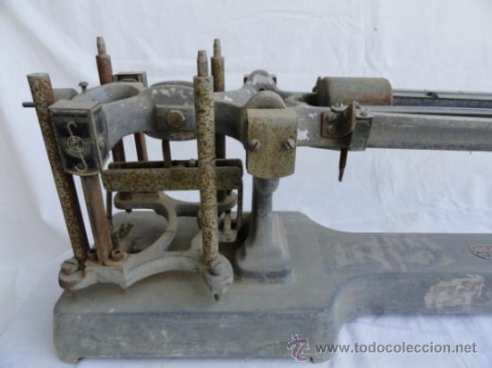 Antig&uuml;edades: ANTIGUA BASCULA OHAUS. - Foto 2