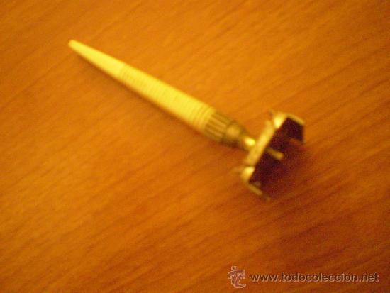 Antig&uuml;edades: MAQUINILLA  DE AFEITAR MARCA GILLETTE - Foto 2