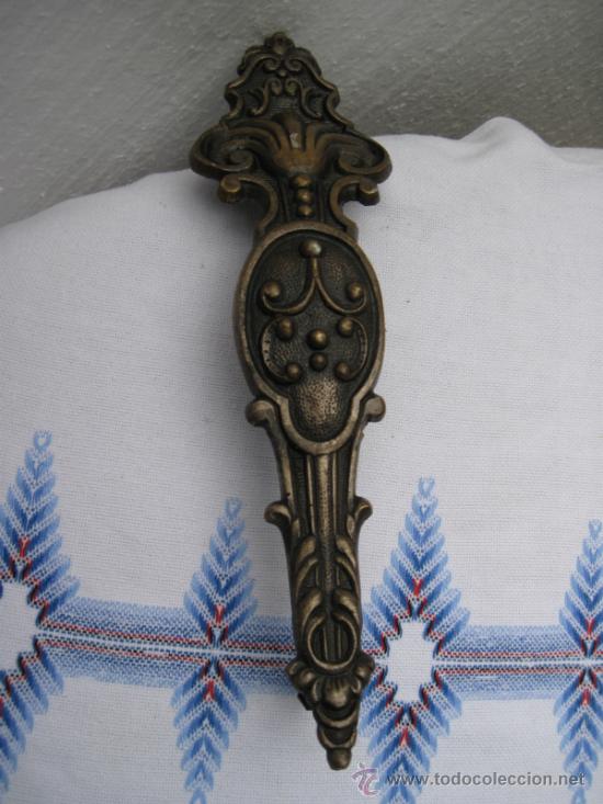 Antig&uuml;edades: TIRADOR GRANDE ANTIGUO, EN BRONCE - Foto 1