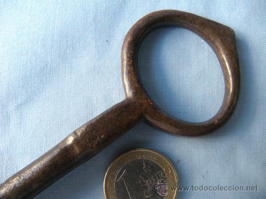 Antig&uuml;edades: ANTIGUA LLAVE DE FORJA S. XVIII - Foto 2