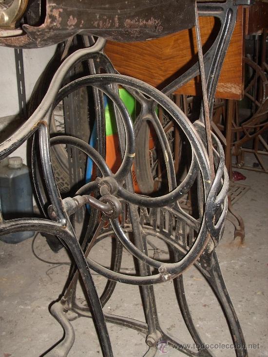 Antig&uuml;edades: MAQUINA DE COSER NAUMANN - Foto 5