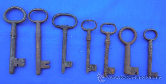 Antig&uuml;edades: Lote de 7 llaves antiguas - Foto 2