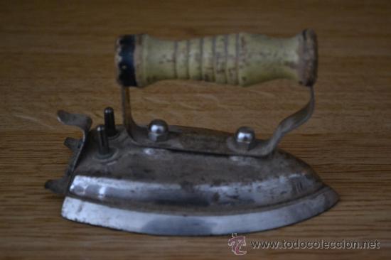 Antig&uuml;edades: PLANCHA ELECTRICA PEQUE&Ntilde;A - Foto 2