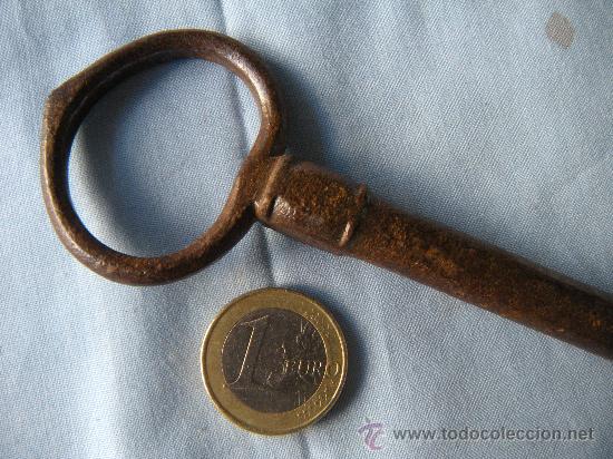 Antig&uuml;edades: ANTIGUA LLAVE DE FORJA S. XVIII - Foto 3