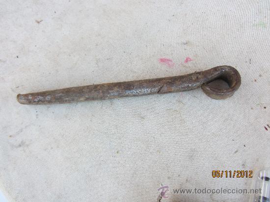 Antig&uuml;edades: ANTIGUA CABIJON FORJA, 22 CMS - Foto 1