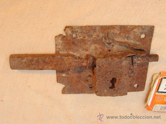 Antig&uuml;edades: CERRADURA ANTIGUA - Foto 1