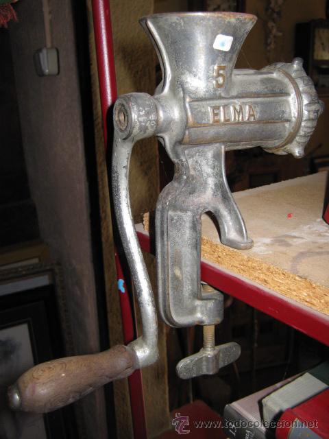 Antig&uuml;edades: G Maquina manual de picar carne. - Foto 1