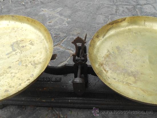 Antig&uuml;edades: Balanza de hasta 15kg. de peso - Foto 1