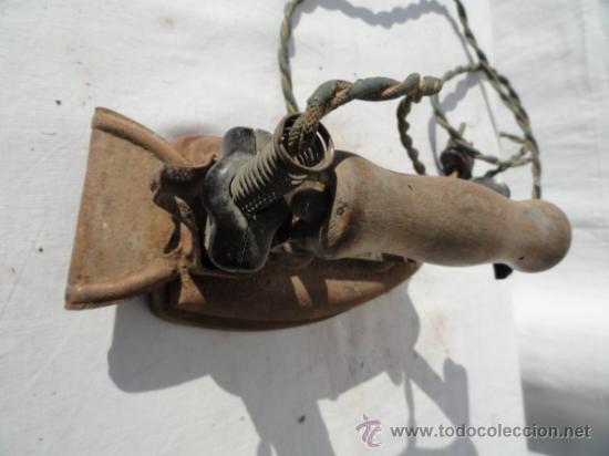 Antig&uuml;edades: ANTIGUA PLANCHA EL&Eacute;CTRICA. MARCA DYNA. - Foto 3