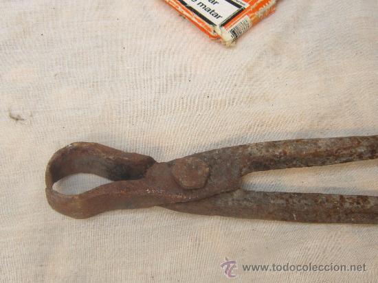 Antig&uuml;edades: TENAZAS DE FORJA ANTIGUAS - Foto 2