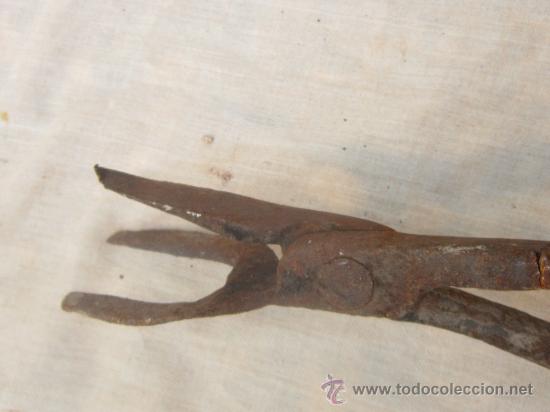 Antig&uuml;edades: TENAZAS ANTIGUAS DE FORJA - Foto 3
