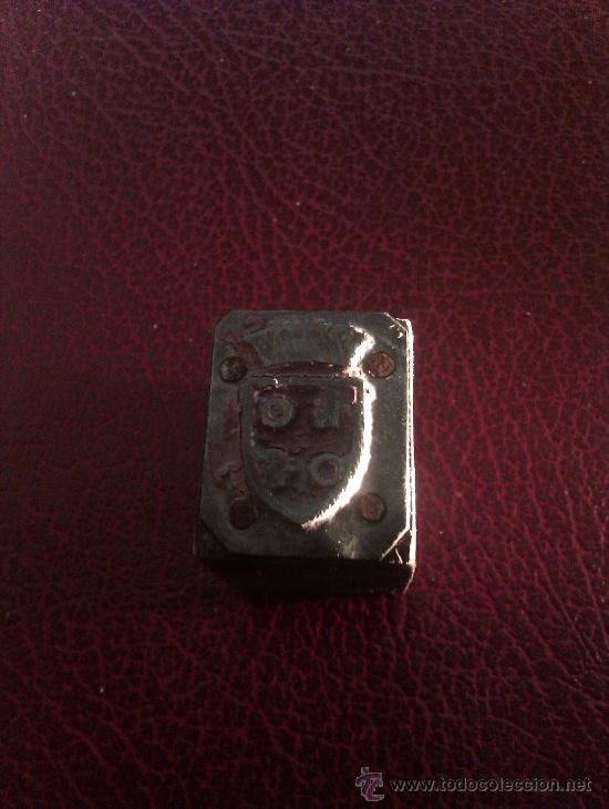 Antig&uuml;edades: ANTIGUO SELLO DE IMPRENTA CON ESCUDO. - Foto 1