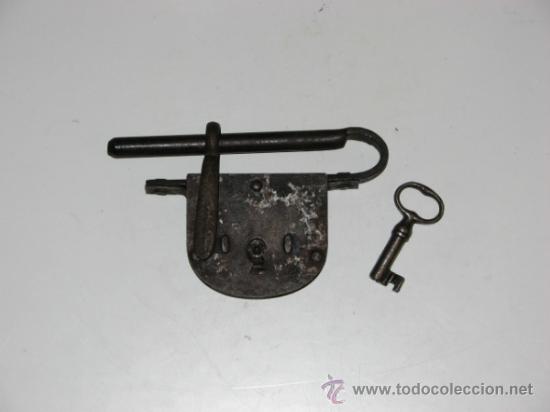 Antig&uuml;edades: ANTIGUO CANDADO - Foto 1