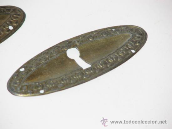 Antig&uuml;edades: LOTE DE CUATRO EMBELLECEDORES - Foto 2